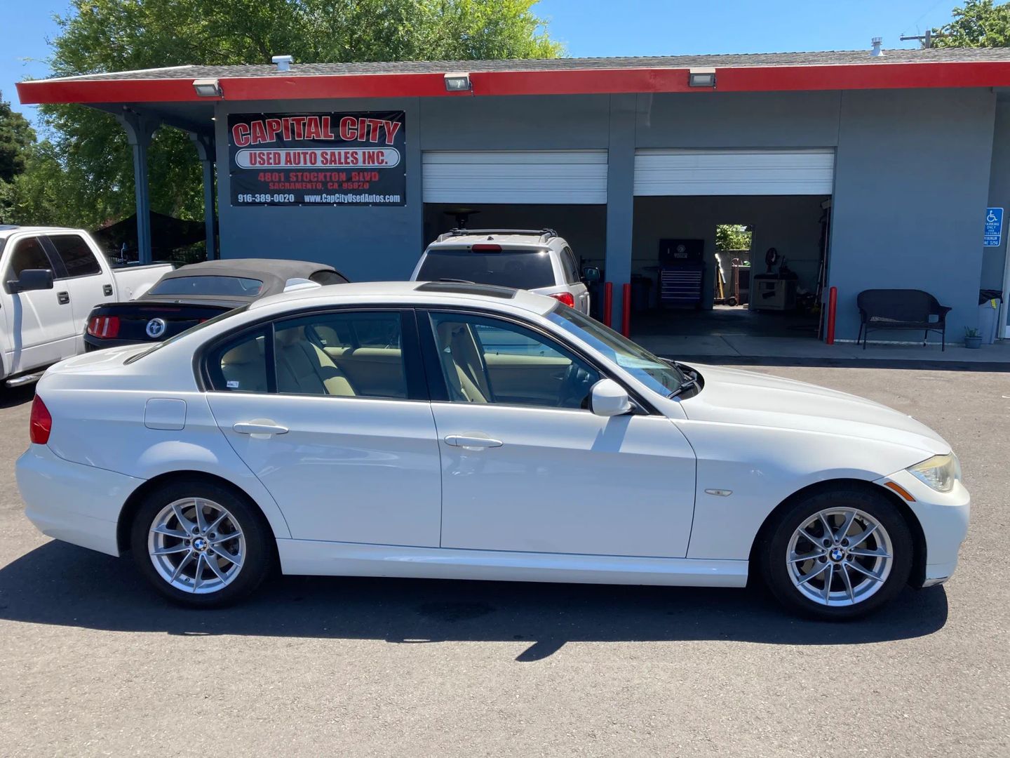 bmw 3 series 2010 WBAPH5G58ANM36652 image bmw 3 series 2010 WBAPH5G58ANM36652 image